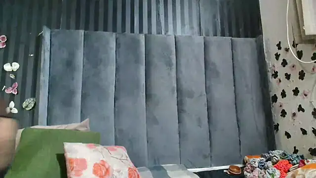 Stacy Dashh online show from April 4, 2026, 2:29 am