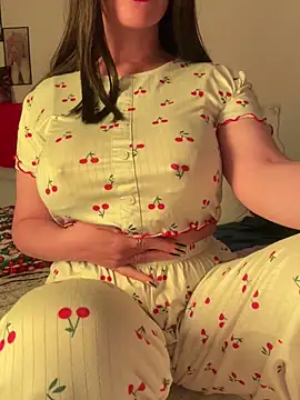 OnlyRima online show from February 3, 2026, 10:15 pm