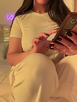 Snapshot of OnlyRima chatting on October 20, 2025, 12:34 am OnlyRima online show from October 20, 2025, 12:34 am