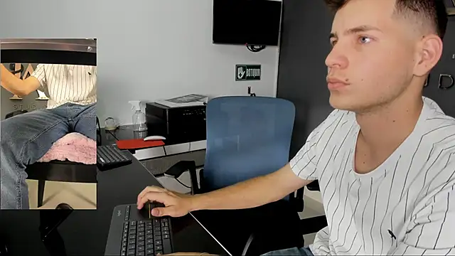 lara and danny online show from October 1, 2025, 7:18 pm