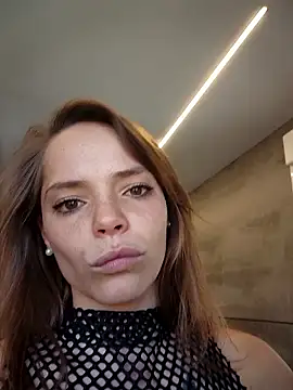 Snapshot of Wildmaca chatting on September 25, 2025, 12:33 pm Wildmaca online show from September 25, 2025, 12:33 pm