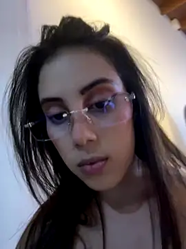 Harley J  online show from November 11, 2025, 12:11 pm