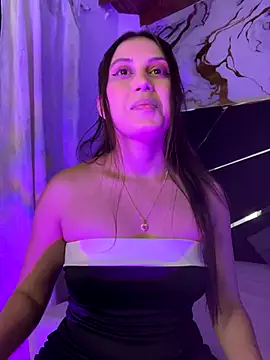 Harley J  online show from September 28, 2025, 12:34 pm