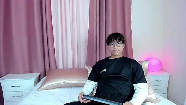 Honeymoon sariel online show from December 1, 2025, 8:32 pm