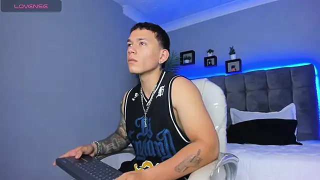 Thomas moon online show from April 6, 2026, 11:55 am