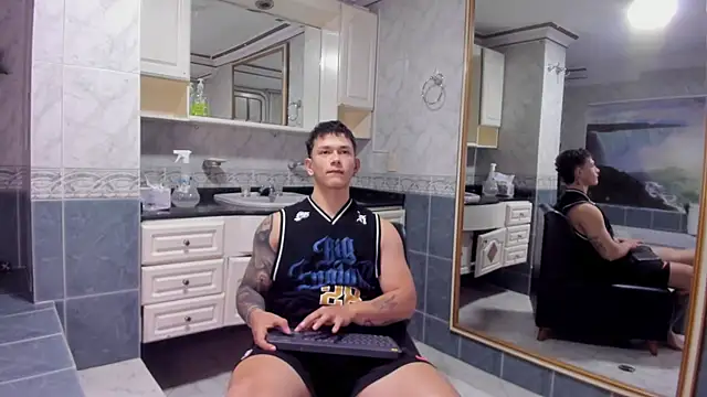 Thomas moon online show from September 18, 2025, 12:30 pm