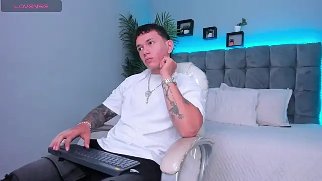 Thomas moon online show from February 11, 2026, 12:27 pm