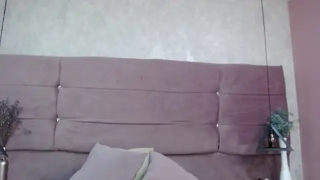 Tinylovefg online show from September 13, 2025, 4:01 am