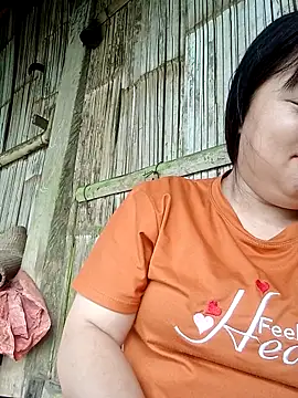 Tdtd57 online show from April 5, 2026, 8:43 am