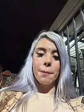 Snapshot of YouCandiSumisa chatting on October 24, 2025, 2:10 am YouCandiSumisa online show from October 24, 2025, 2:10 am