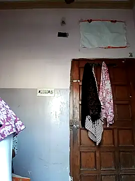 Snapshot of sanu_07 chatting on September 18, 2025, 5:10 am sanu 07 online show from September 18, 2025, 5:10 am