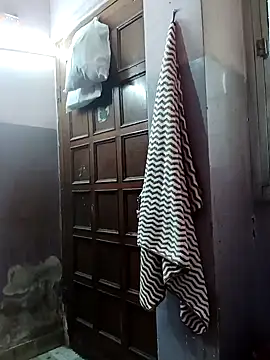 Snapshot of sanu_07 chatting on October 3, 2025, 5:20 am sanu 07 online show from October 3, 2025, 5:20 am