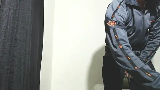 Penelope77 online show from November 5, 2025, 4:48 am