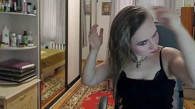 Snapshot of ClassyInna chatting on September 17, 2025, 6:15 am ClassyInna online show from September 17, 2025, 6:15 am