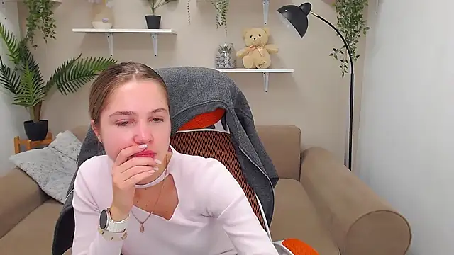 Spicy Lexi online show from October 9, 2025, 6:14 am