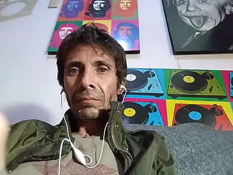 githot online show from November 7, 2025, 7:24 am