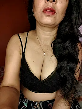 CUTE-PX online show from October 6, 2025, 4:24 am