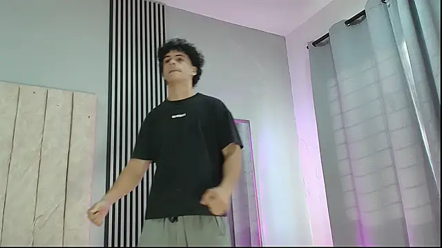 mikey banji online show from October 5, 2025, 12:29 pm