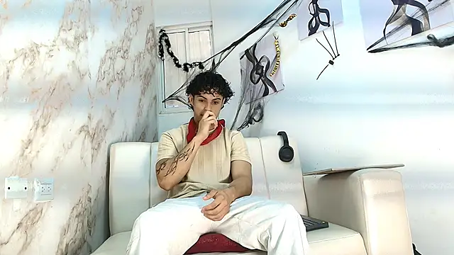 mikey banji online show from October 19, 2025, 12:52 pm