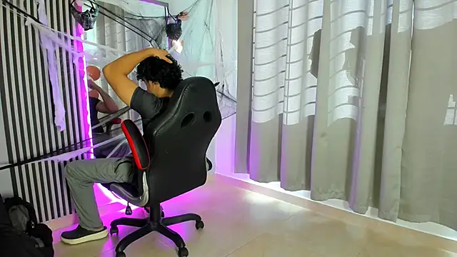 mikey banji online show from October 24, 2025, 12:48 pm