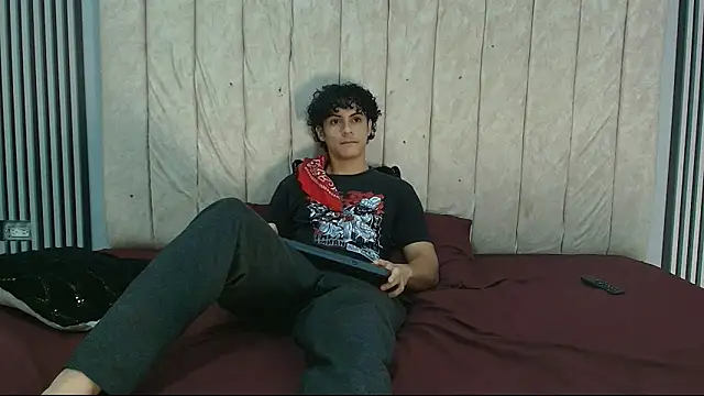 mikey banji online show from September 29, 2025, 12:33 pm