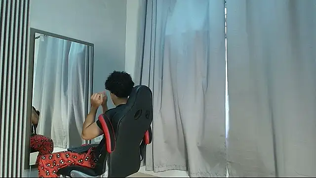 mikey banji online show from September 30, 2025, 12:44 pm