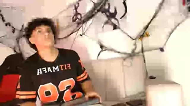 mikey banji online show from October 25, 2025, 9:37 pm