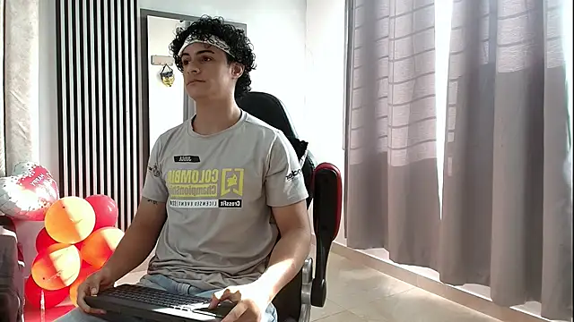 mikey banji online show from September 22, 2025, 12:33 pm