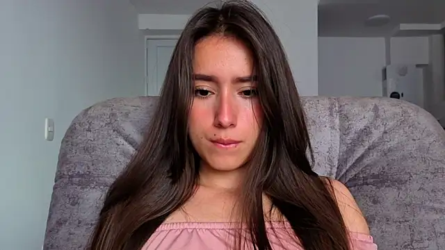 Adhara Kitten online show from April 18, 2026, 1:46 pm