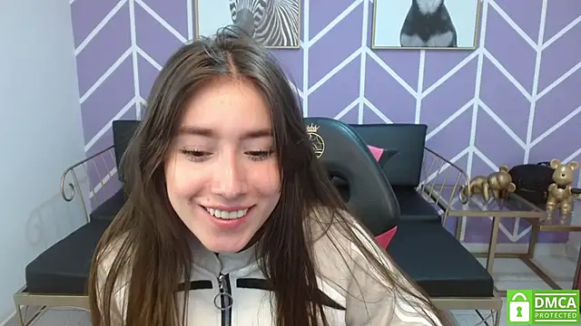 Adhara Kitten online show from September 22, 2025, 1:06 pm