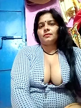 Hot komal1 online show from November 15, 2025, 10:47 pm