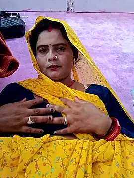 Snapshot of Hot_komal1 chatting on October 4, 2025, 10:17 am Hot komal1 online show from October 4, 2025, 10:17 am