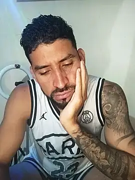 Alexsexygamer online show from October 6, 2025, 1:01 pm