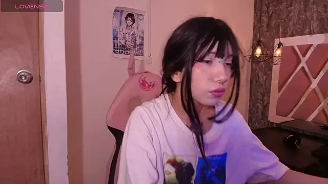 Terraelowen online show from December 2, 2025, 11:45 am