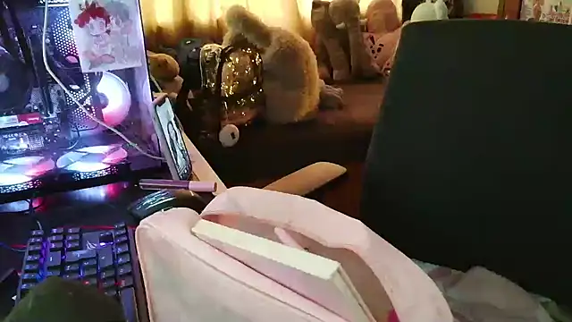 Terraelowen online show from April 10, 2026, 1:18 pm