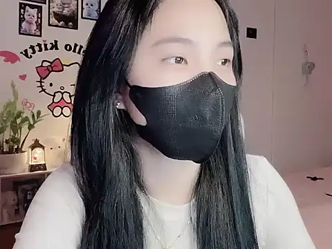 keelinnn19 online show from January 7, 2026, 9:36 am