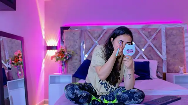 Snapshot of NickandAbby_ chatting on October 6, 2025, 12:17 pm NickandAbby  online show from October 6, 2025, 12:17 pm