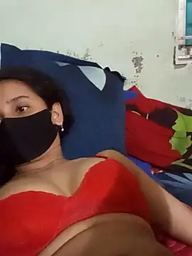Snapshot of RealNerala chatting on October 24, 2025, 6:18 pm RealNerala online show from October 24, 2025, 6:18 pm
