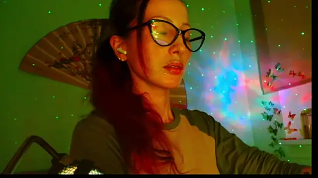 Snapshot of KiotoShine chatting on September 20, 2025, 7:08 pm KiotoShine online show from September 20, 2025, 7:08 pm