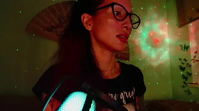 KiotoShine online show from January 7, 2026, 4:01 pm