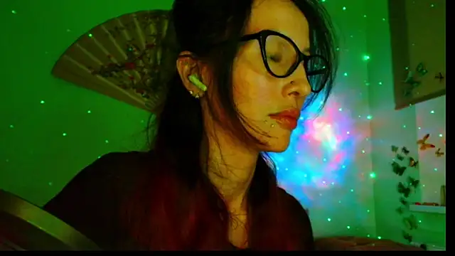 Snapshot of KiotoShine chatting on October 26, 2025, 7:36 pm KiotoShine online show from October 26, 2025, 7:36 pm