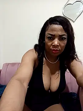 Snapshot of SEXYMOANSXX chatting on October 21, 2025, 5:29 am SEXYMOANSXX online show from October 21, 2025, 5:29 am