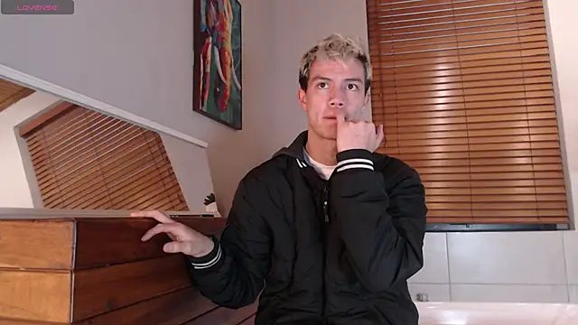 Snapshot of nicktorn chatting on February 6, 2026, 12:23 pm nicktorn online show from February 6, 2026, 12:23 pm