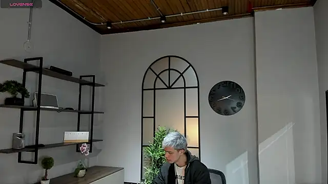 Snapshot of nicktorn chatting on March 1, 2026, 12:27 pm nicktorn online show from March 1, 2026, 12:27 pm