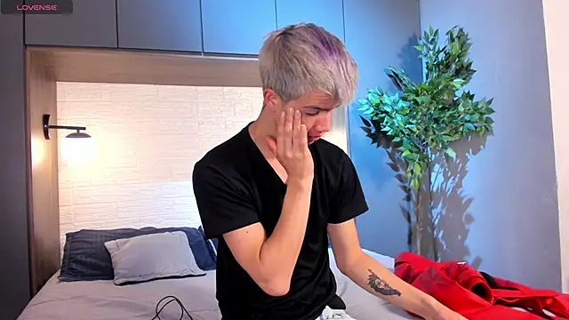 Snapshot of nicktorn chatting on October 23, 2025, 12:15 pm nicktorn online show from October 23, 2025, 12:15 pm