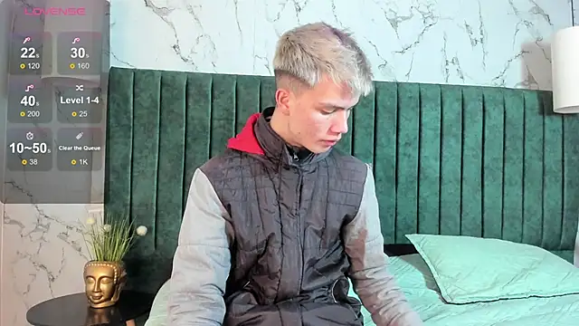 Snapshot of nicktorn chatting on October 30, 2025, 12:47 pm nicktorn online show from October 30, 2025, 12:47 pm