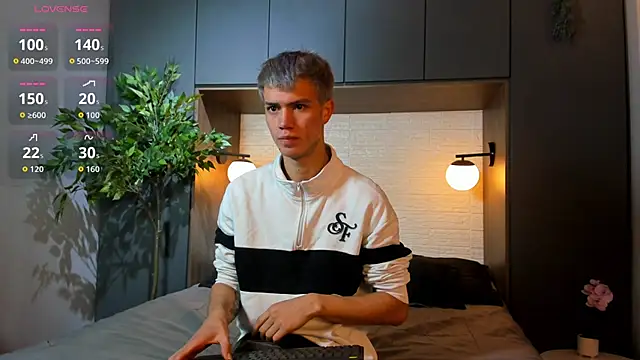 Snapshot of nicktorn chatting on October 19, 2025, 12:08 pm nicktorn online show from October 19, 2025, 12:08 pm