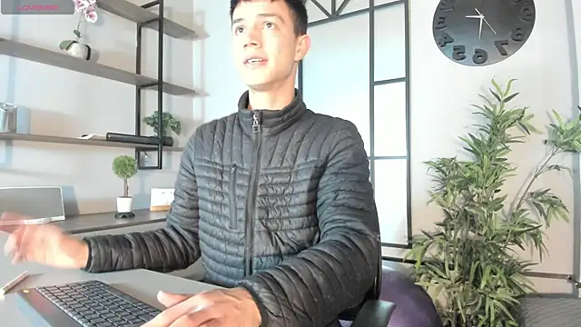 Snapshot of nicktorn chatting on September 19, 2025, 12:53 pm nicktorn online show from September 19, 2025, 12:53 pm