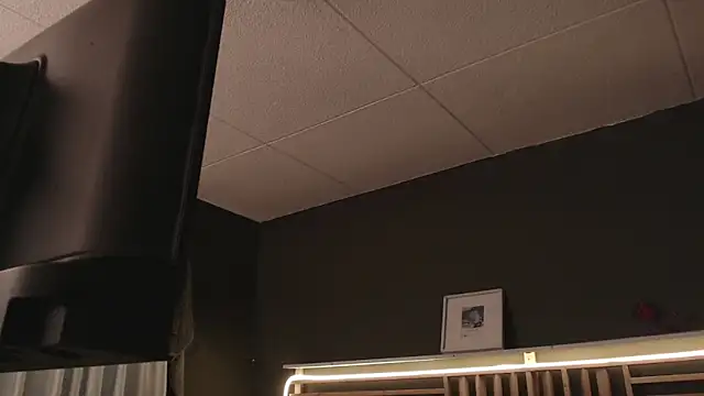 Snapshot of PaulEvens chatting on October 18, 2025, 1:13 pm PaulEvens online show from October 18, 2025, 1:13 pm