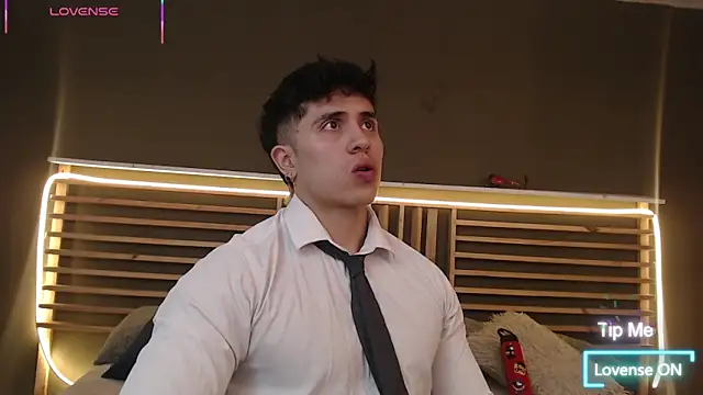 PaulEvens online show from November 20, 2025, 1:34 pm